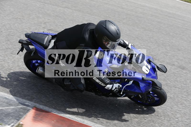 /Archiv-2024/29 12.06.2024 MOTO.CH Track Day ADR/Gruppe gelb/02